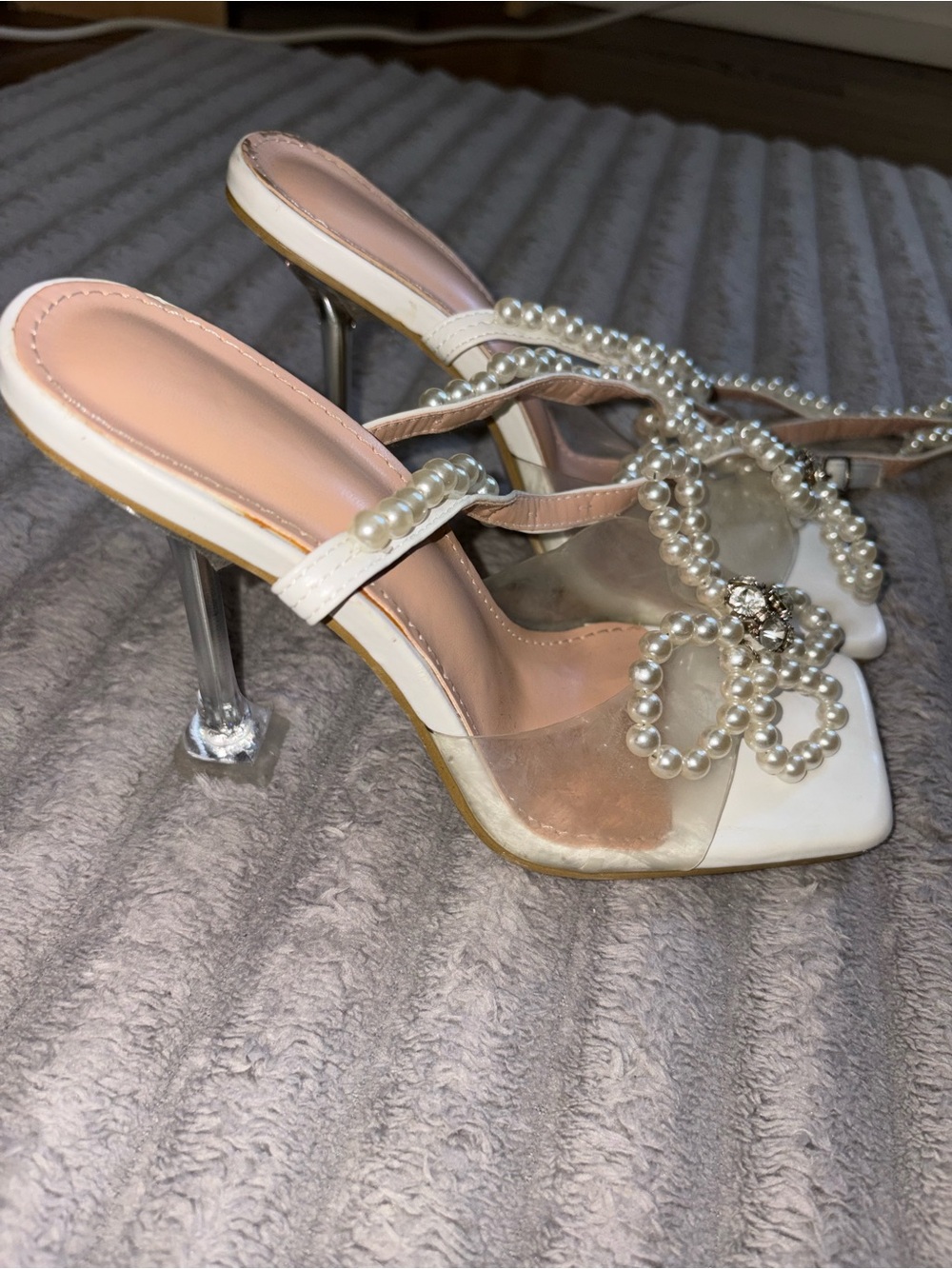 Heeled Sandals - Picture 2 of 3